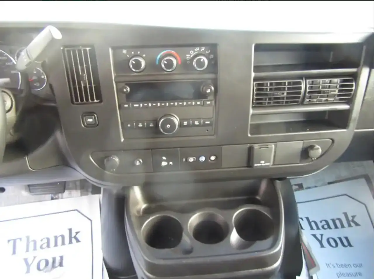 GMC Savana 3500 снимка GMC Savana 3500
