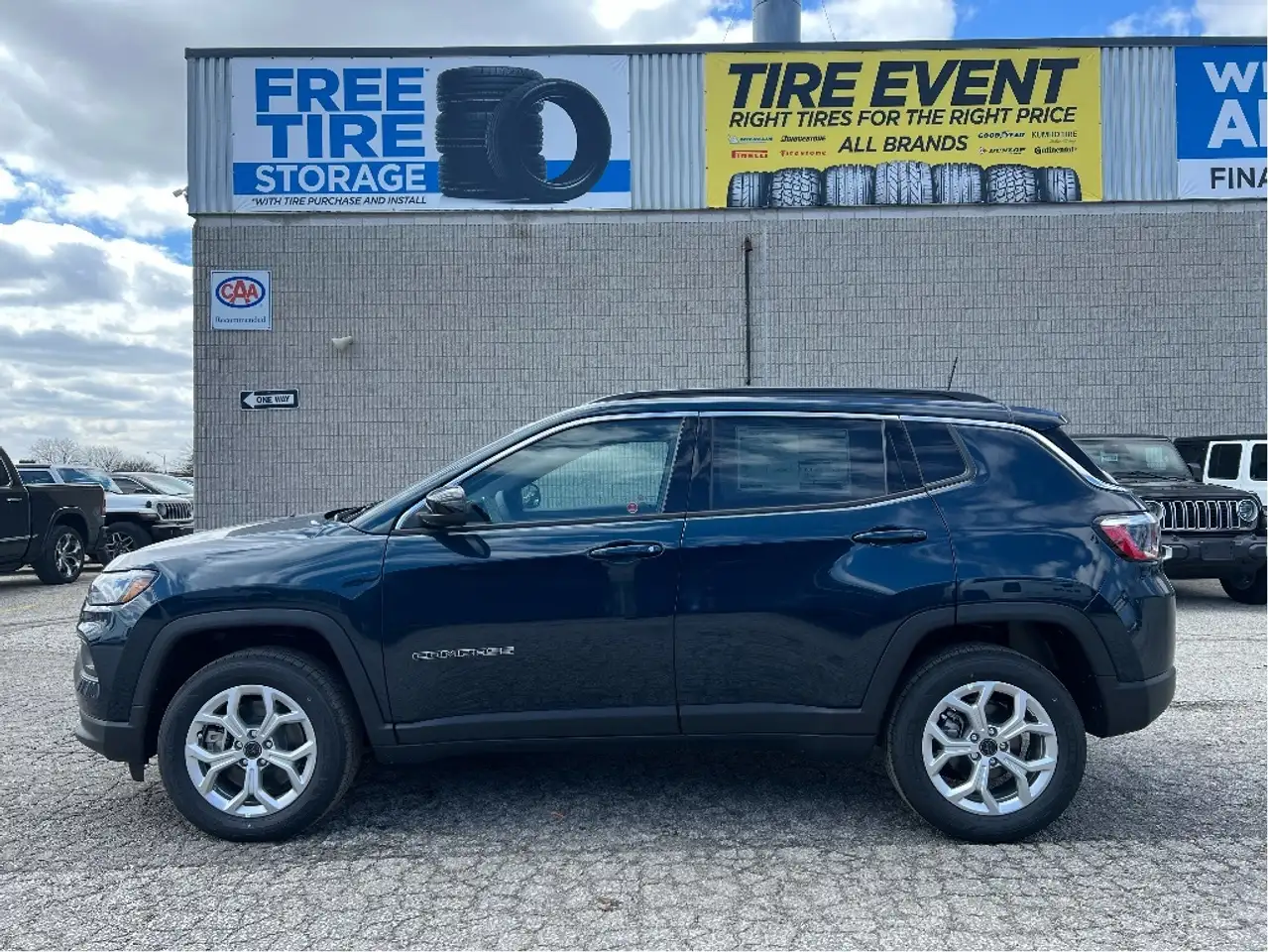 Jeep Compass снимка Jeep Compass