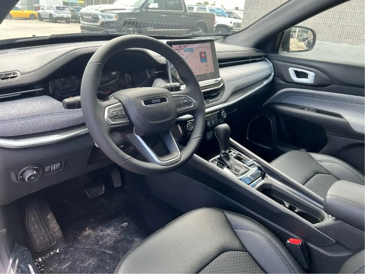 Jeep Compass снимка Jeep Compass