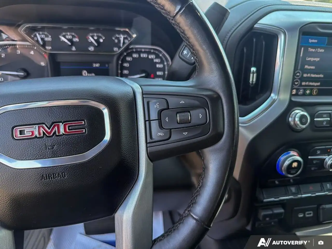 GMC Sierra 3500HD снимка GMC Sierra 3500HD