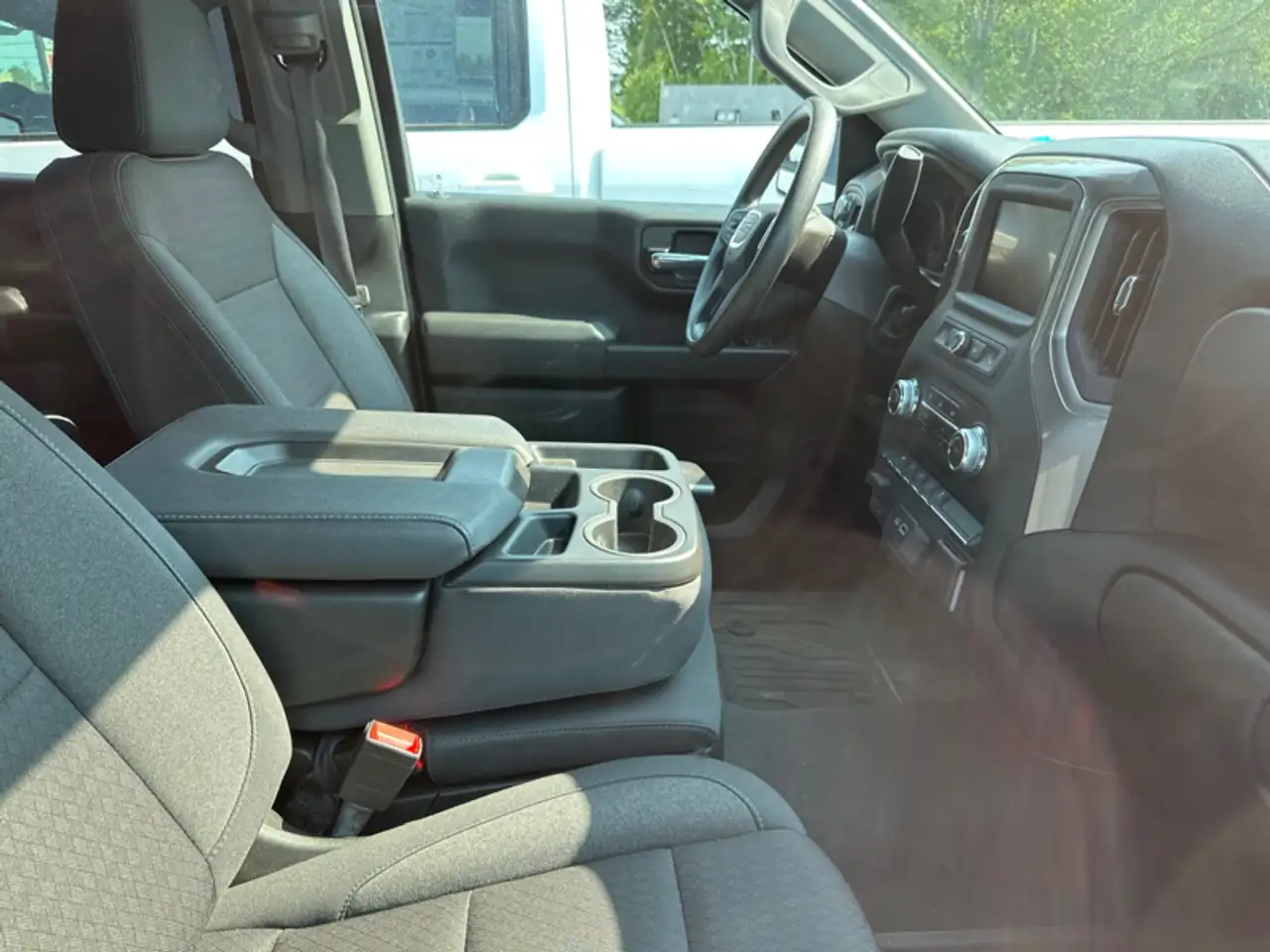 GMC Sierra 1500 photo GMC Sierra 1500