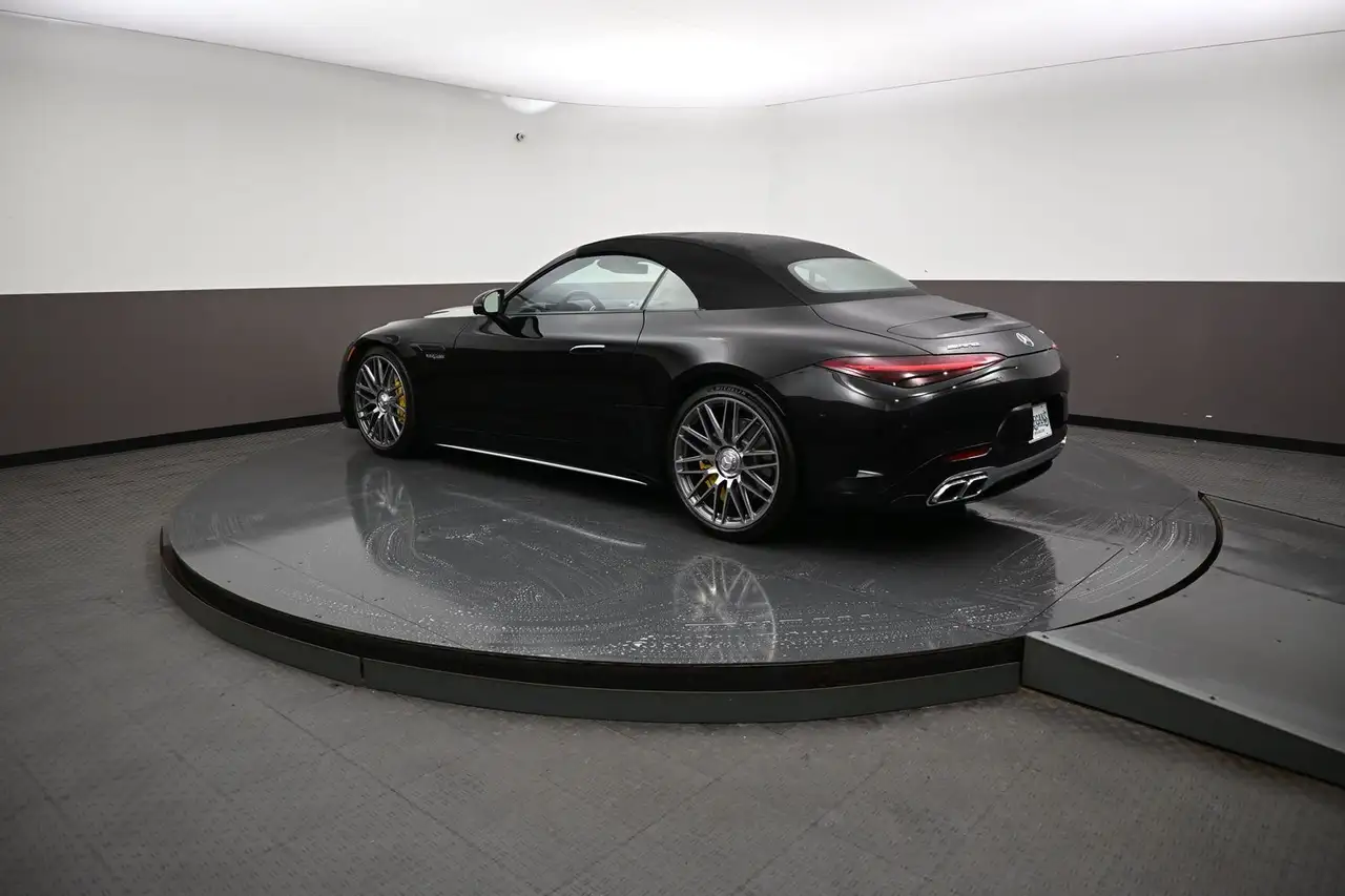 Mercedes-Benz SL снимка Mercedes-Benz SL