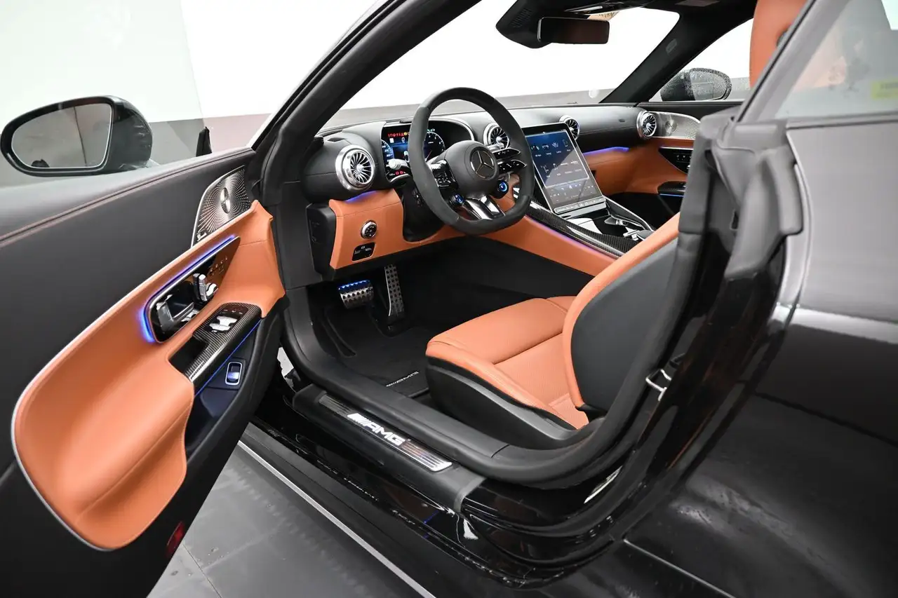 Mercedes-Benz SL снимка Mercedes-Benz SL
