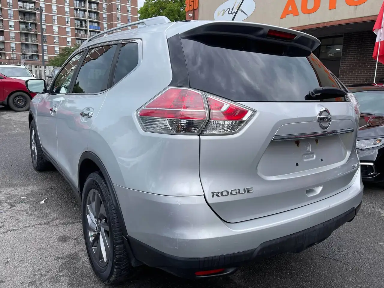 Nissan Rogue fotografie Nissan Rogue
