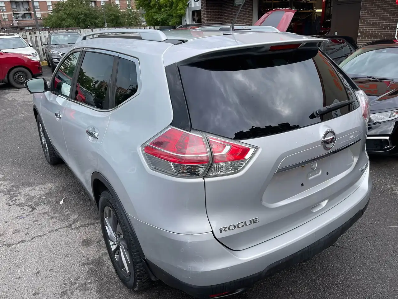 Nissan Rogue fotografie Nissan Rogue