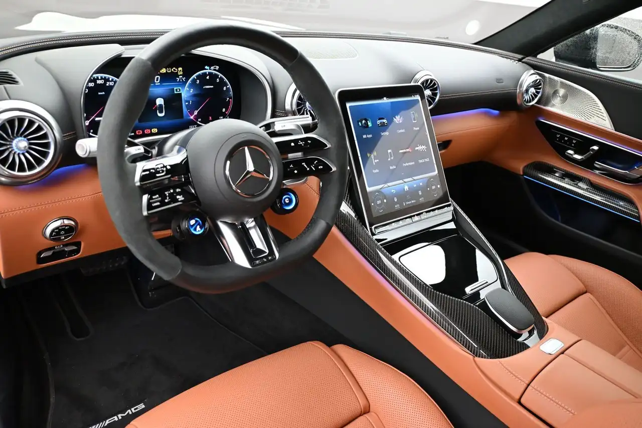 Mercedes-Benz SL снимка Mercedes-Benz SL
