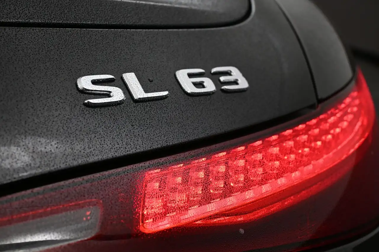 Mercedes-Benz SL снимка Mercedes-Benz SL