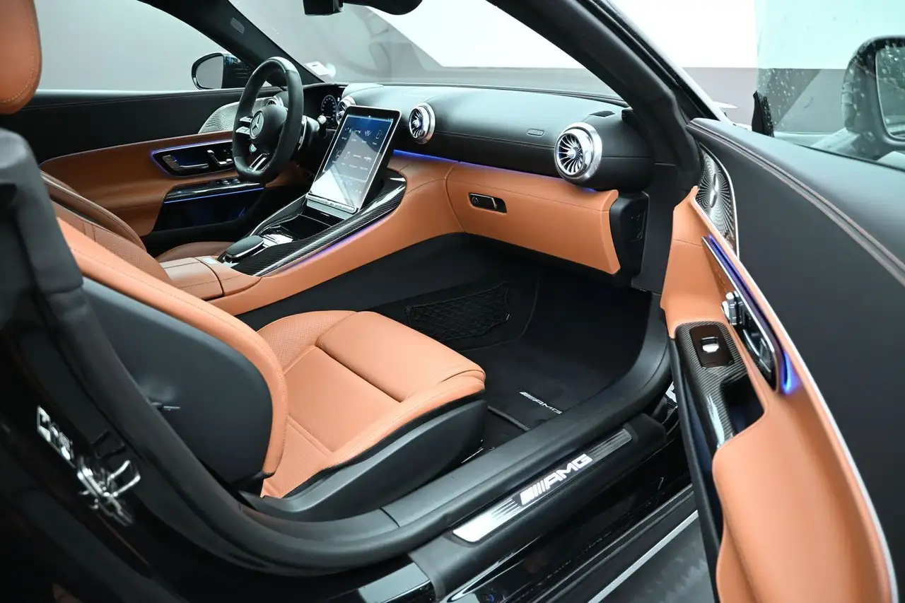 Mercedes-Benz SL снимка Mercedes-Benz SL