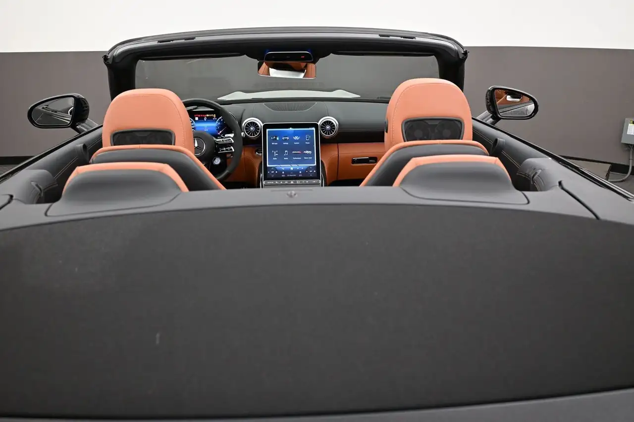 Mercedes-Benz SL снимка Mercedes-Benz SL