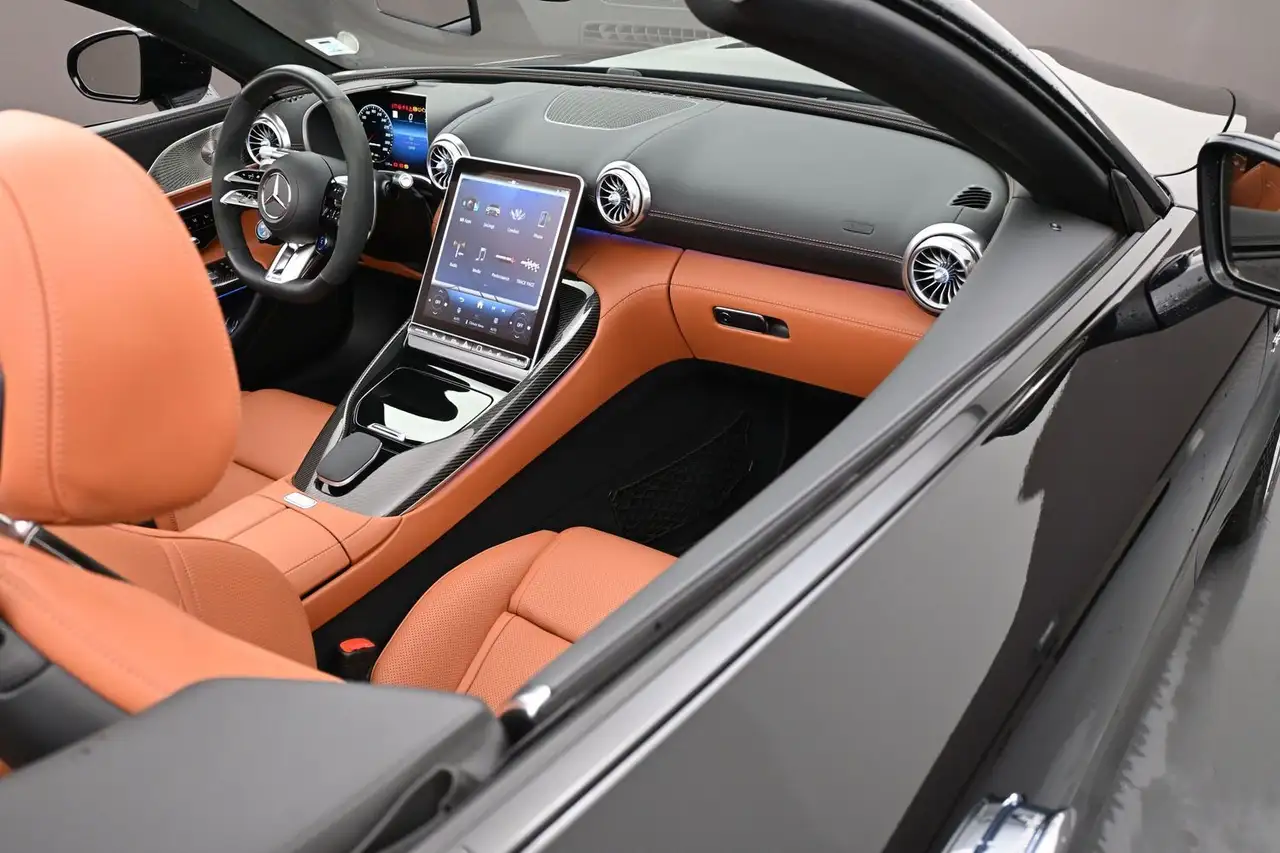 Mercedes-Benz SL снимка Mercedes-Benz SL