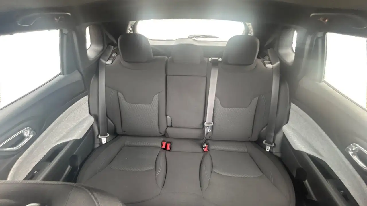 Jeep Compass photo Jeep Compass