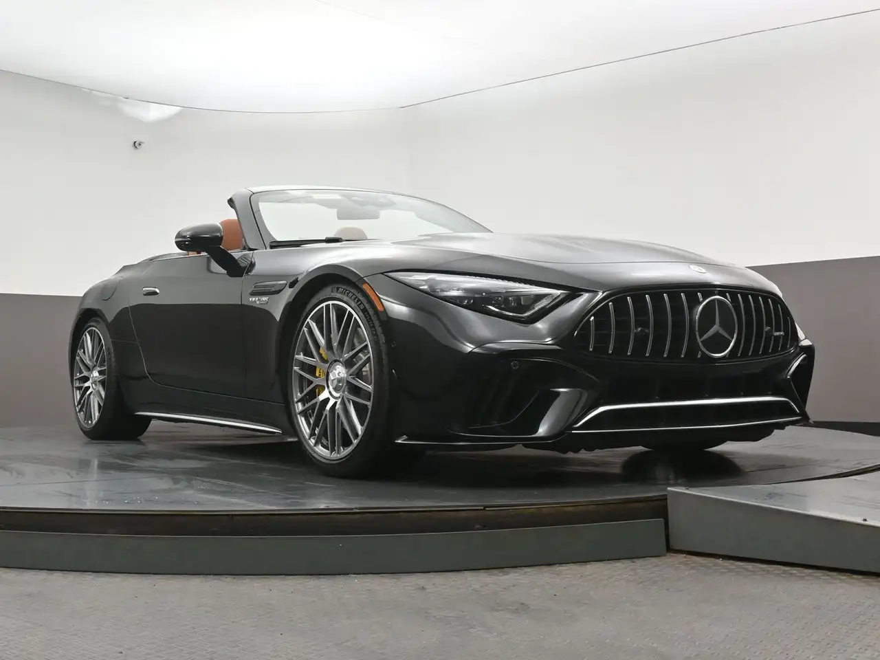 Mercedes-Benz SL снимка Mercedes-Benz SL