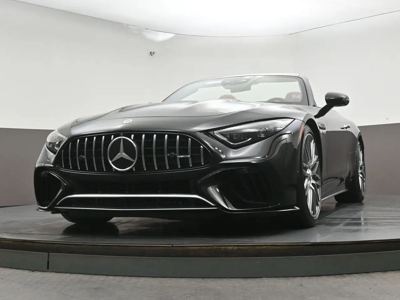Mercedes-Benz SL снимка Mercedes-Benz SL
