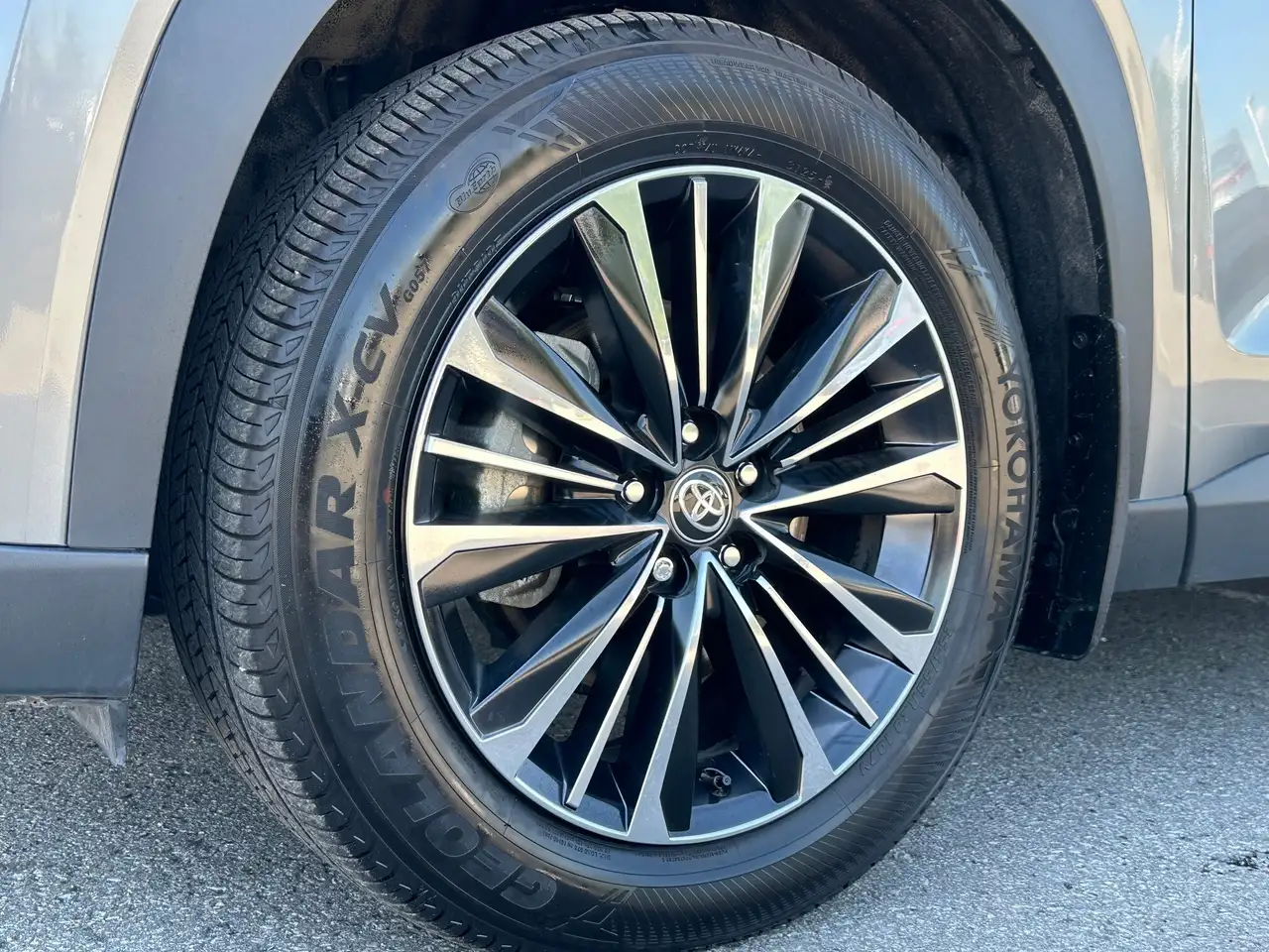 Toyota Grand Highlander photo Toyota Grand Highlander