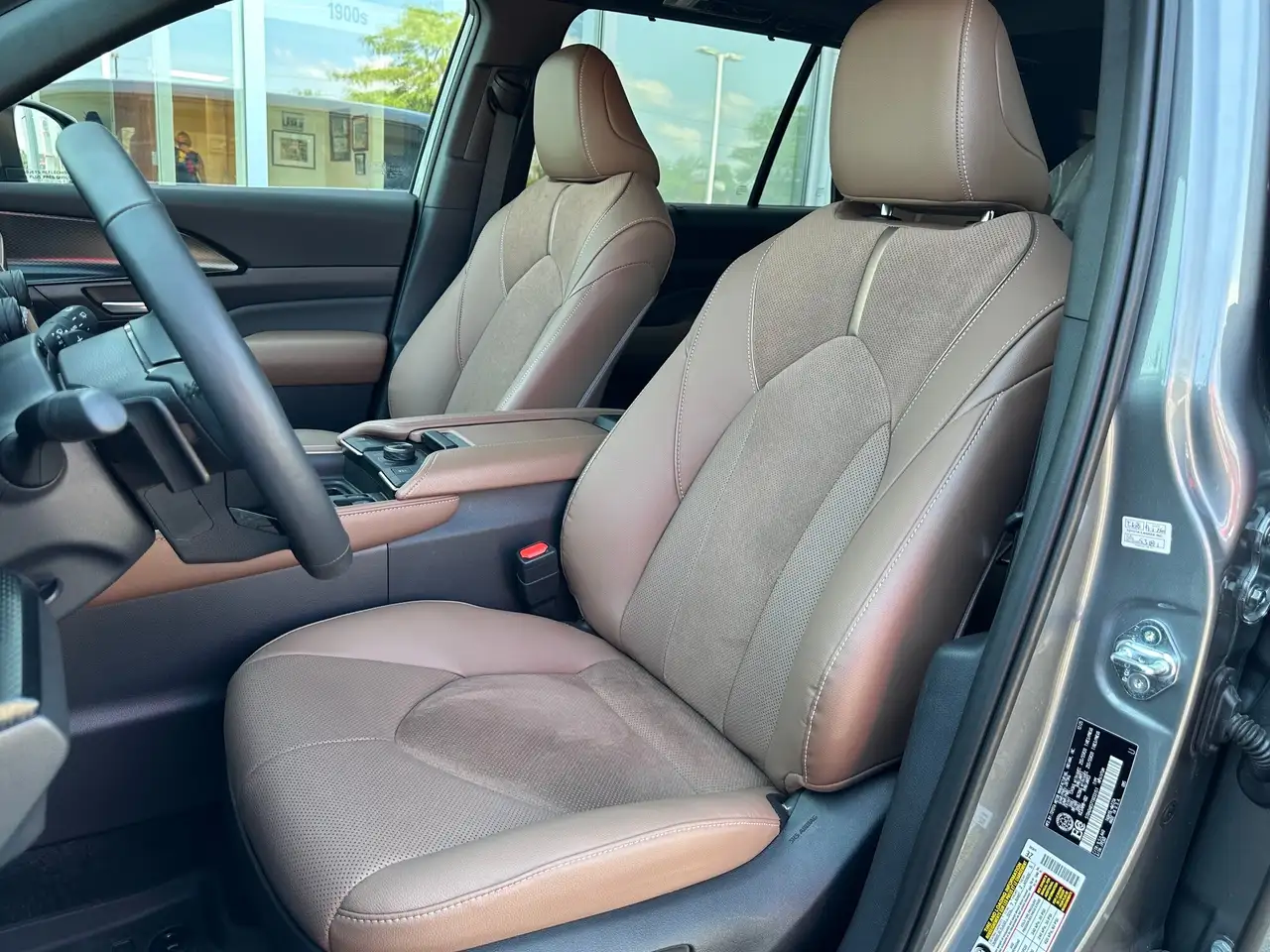Toyota Grand Highlander photo Toyota Grand Highlander