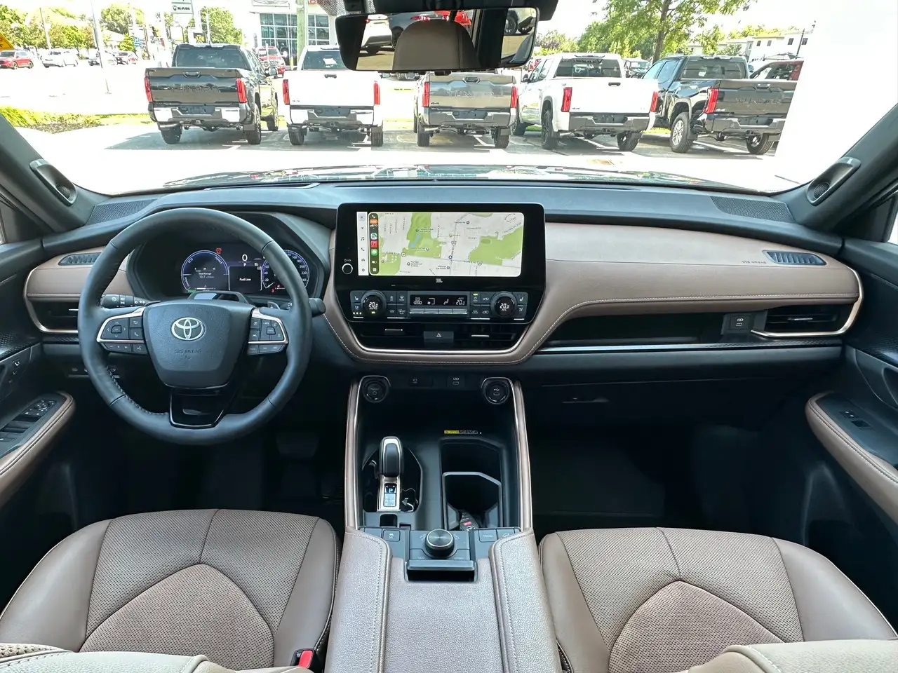 Toyota Grand Highlander photo Toyota Grand Highlander