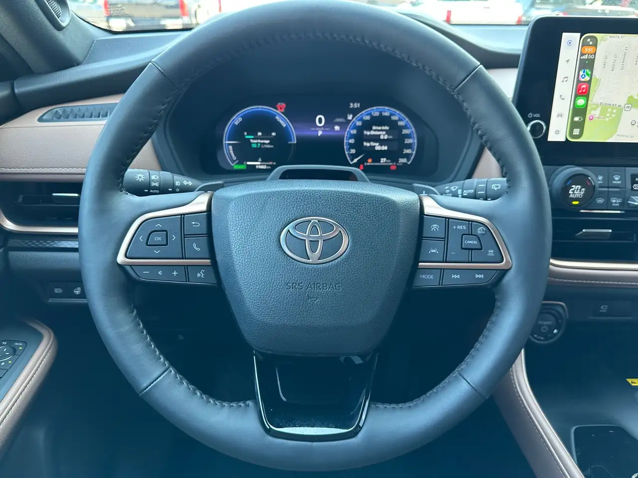 Toyota Grand Highlander photo Toyota Grand Highlander