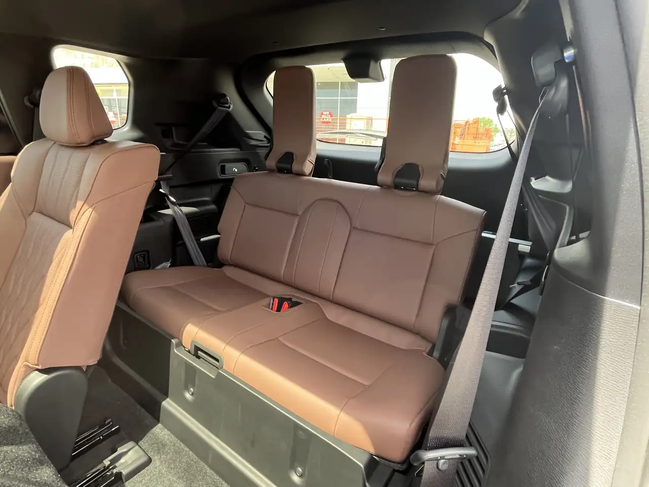 Mitsubishi Outlander снимка Mitsubishi Outlander