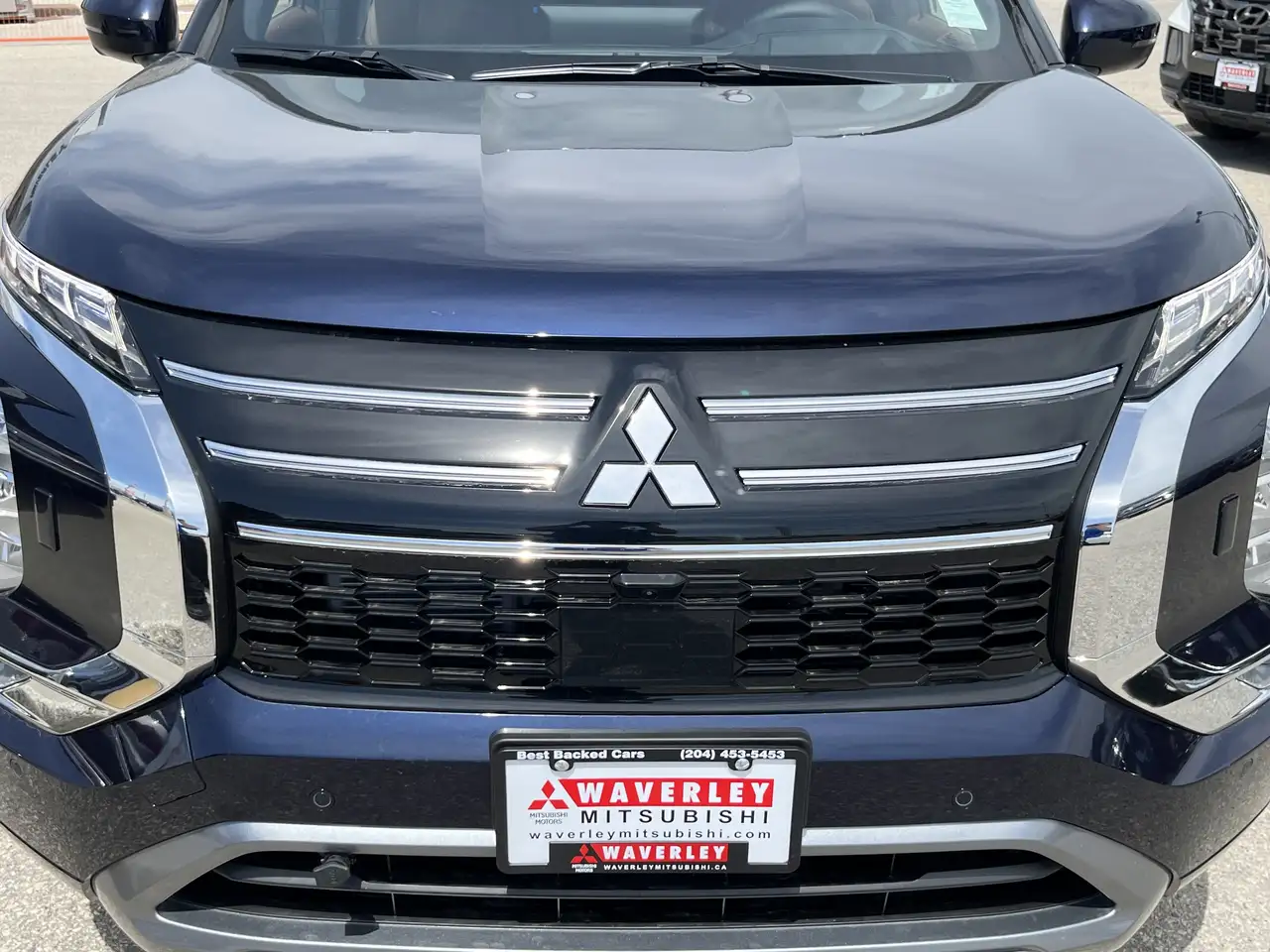 Mitsubishi Outlander снимка Mitsubishi Outlander