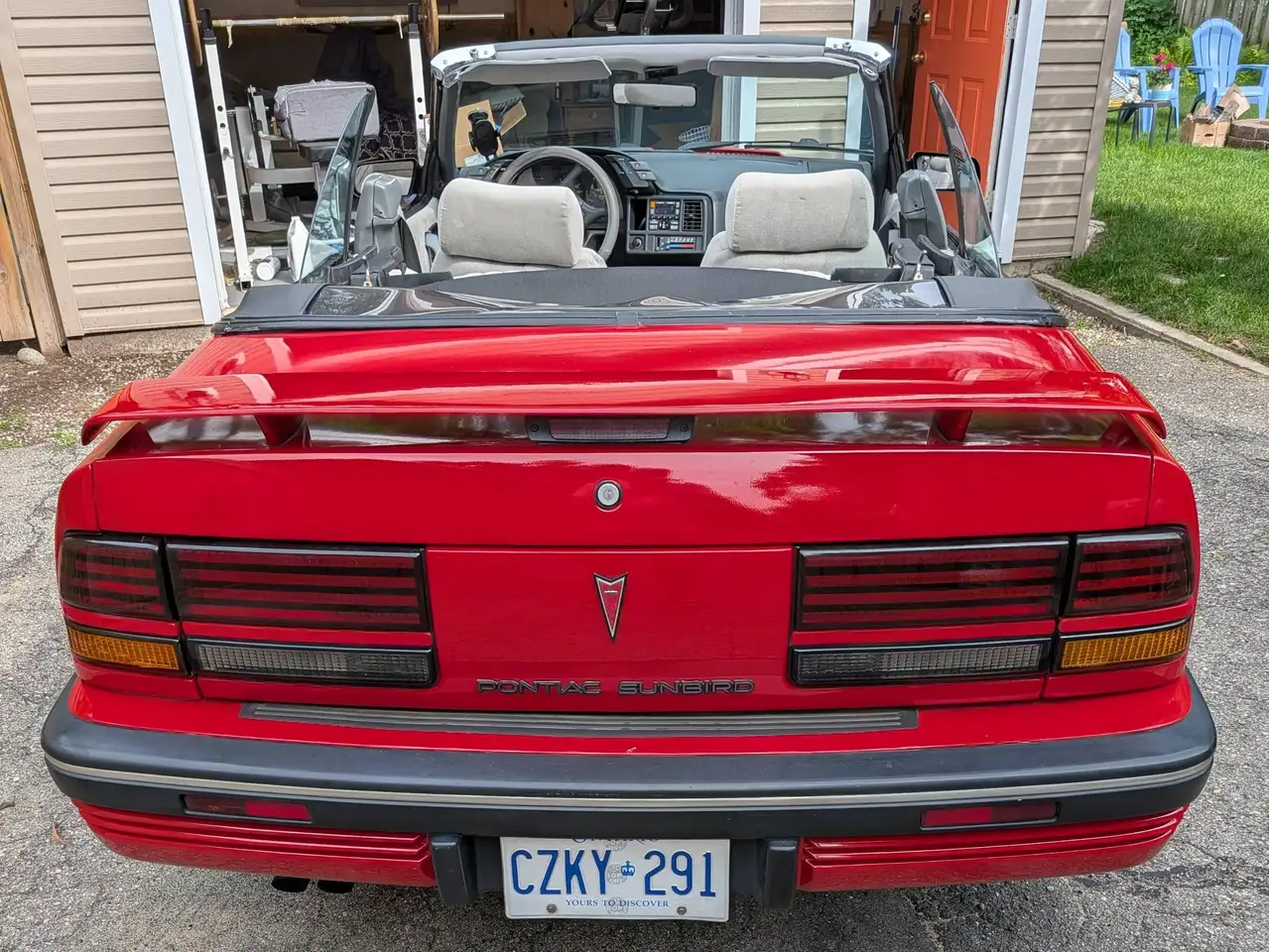 Pontiac Sunbird photo Pontiac Sunbird
