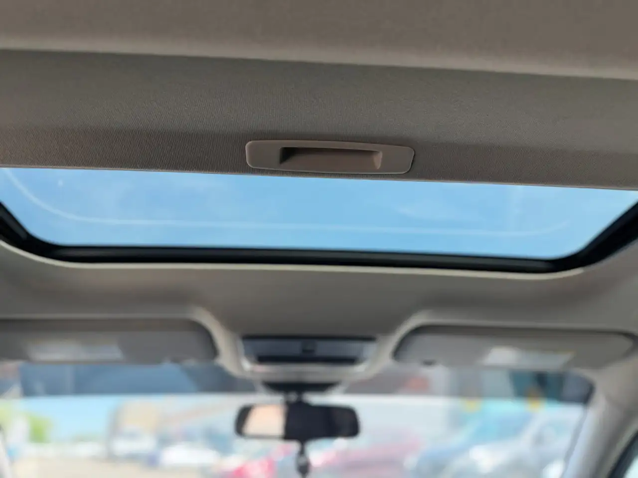 Nissan Sentra fotografie Nissan Sentra
