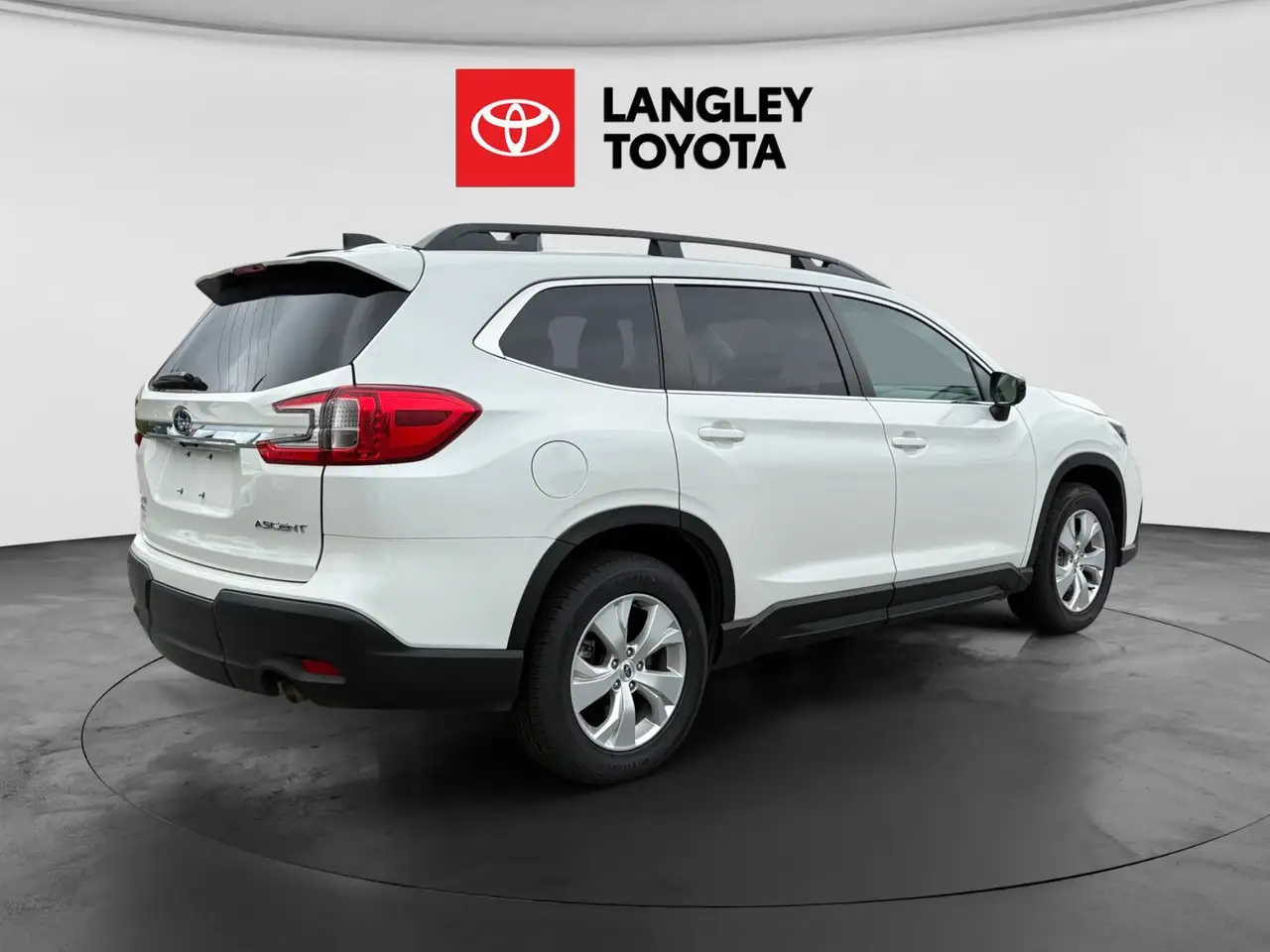 Subaru Ascent снимка Subaru Ascent