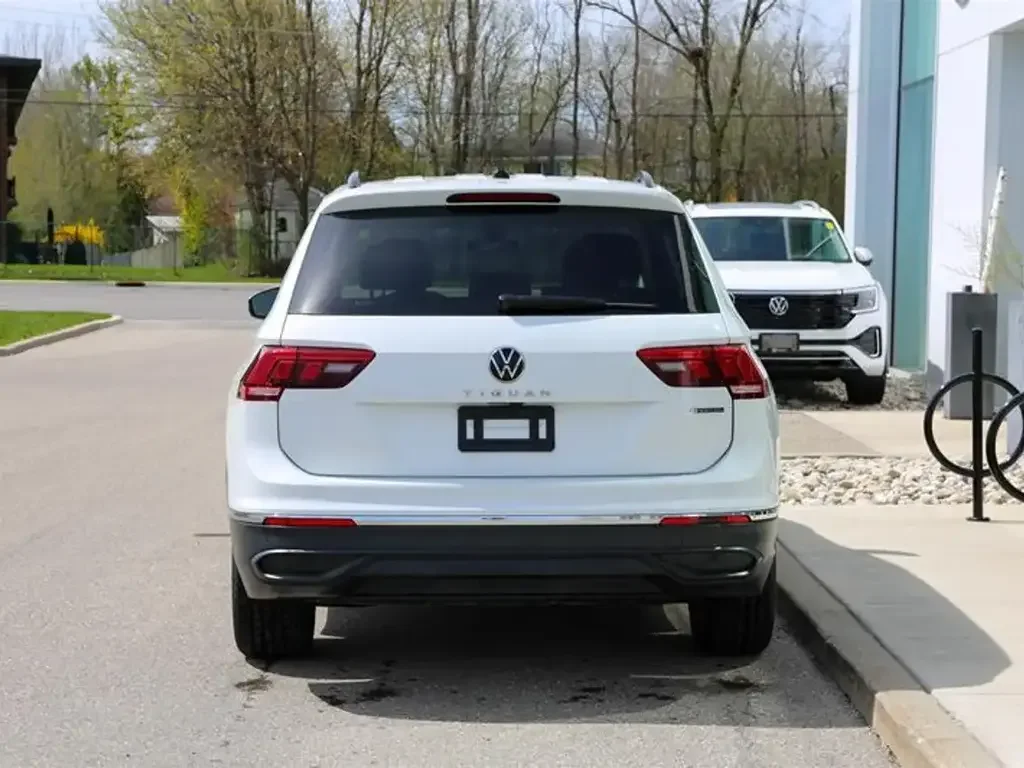 Volkswagen Tiguan снимка Volkswagen Tiguan
