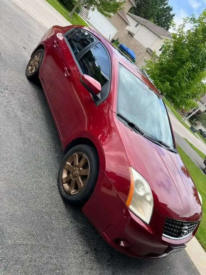 Nissan Sentra photo Nissan Sentra