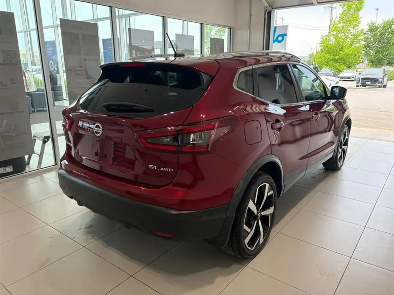 Nissan Qashqai снимка Nissan Qashqai