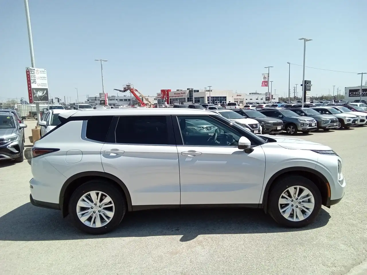Mitsubishi Outlander снимка Mitsubishi Outlander