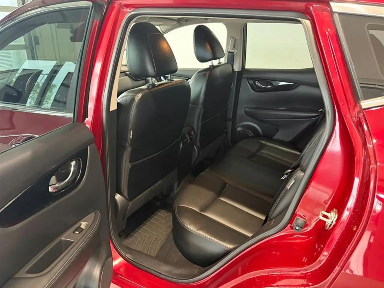 Nissan Qashqai снимка Nissan Qashqai