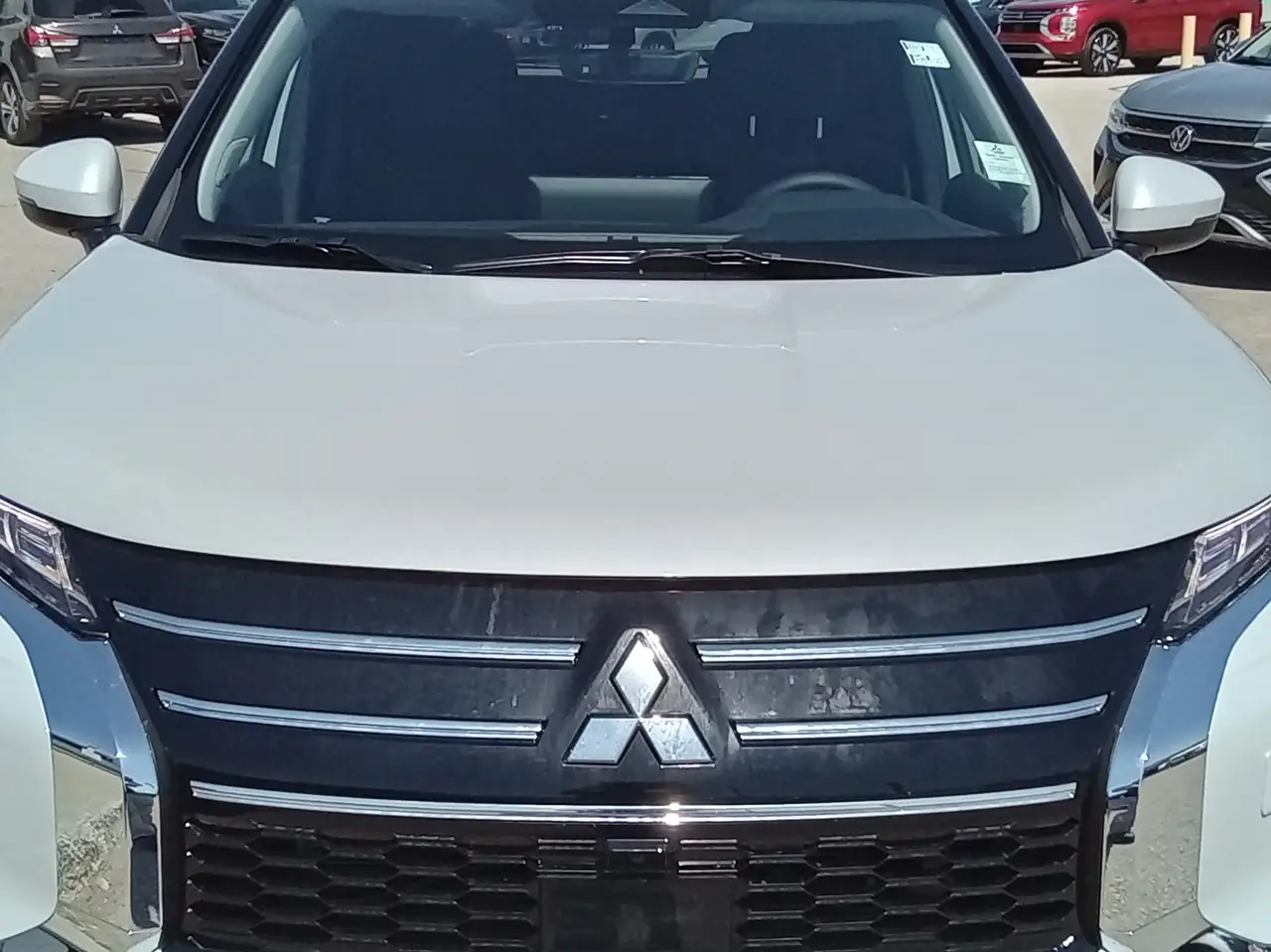 Mitsubishi Outlander снимка Mitsubishi Outlander