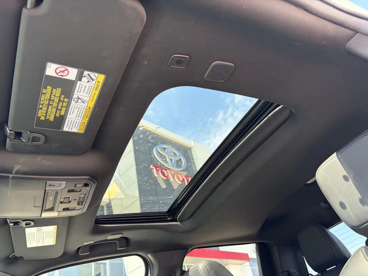 Toyota Tacoma снимка Toyota Tacoma