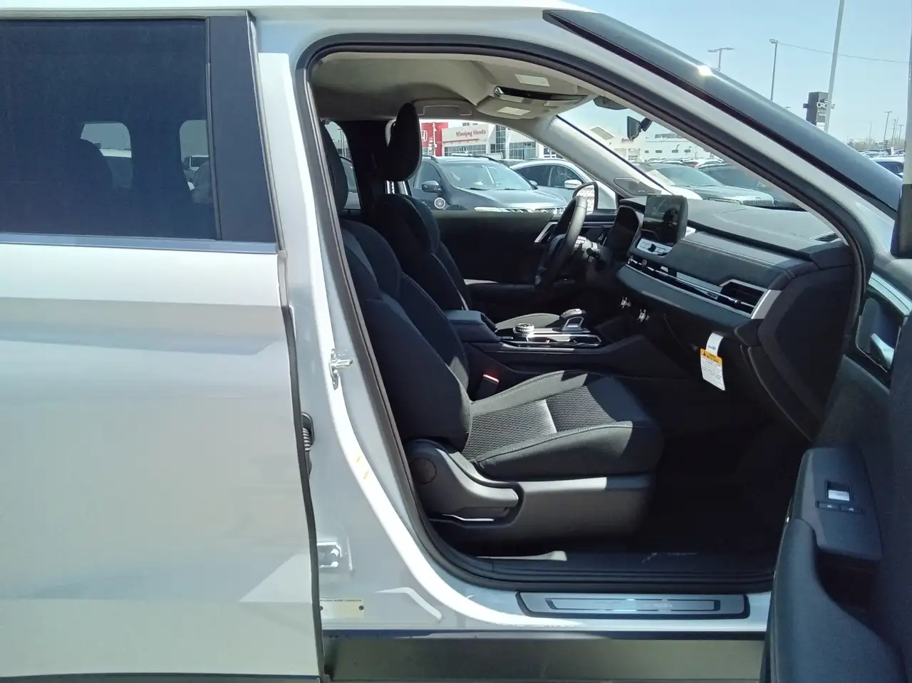 Mitsubishi Outlander снимка Mitsubishi Outlander