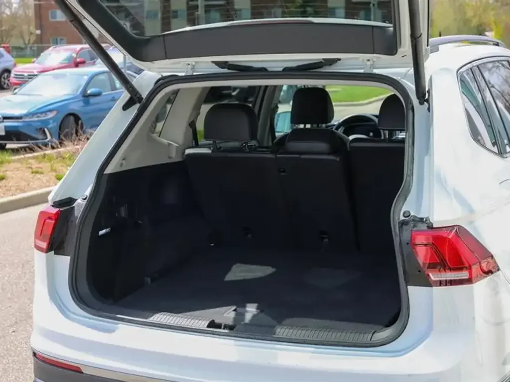 Volkswagen Tiguan снимка Volkswagen Tiguan