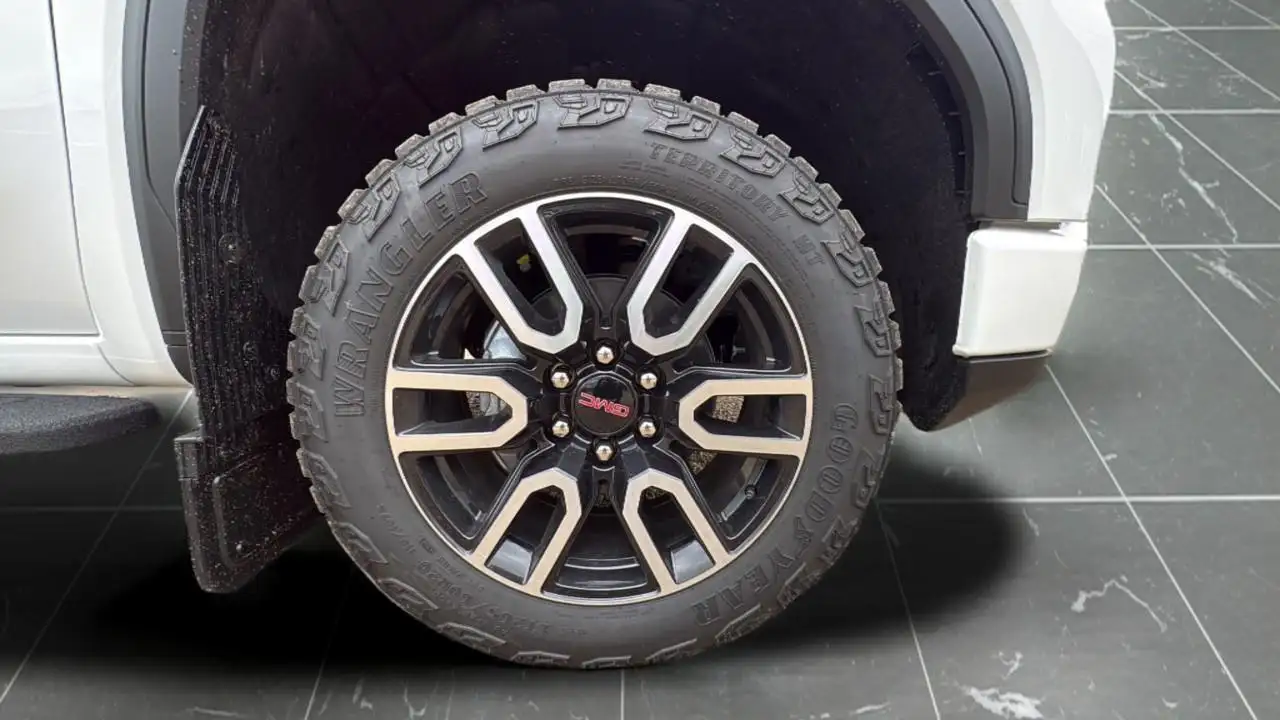 GMC Sierra 1500 photo GMC Sierra 1500