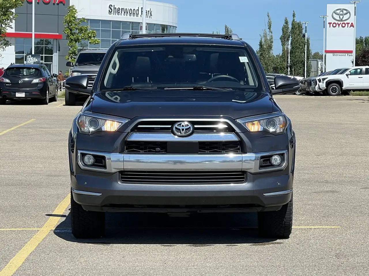 Toyota 4-Runner снимка Toyota 4-Runner