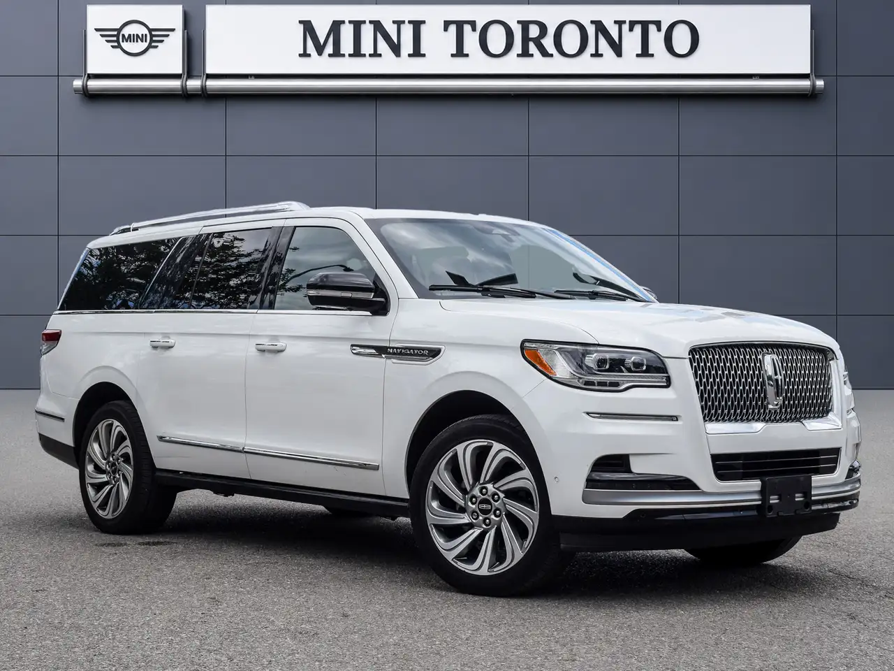 2022 Lincoln Navigator