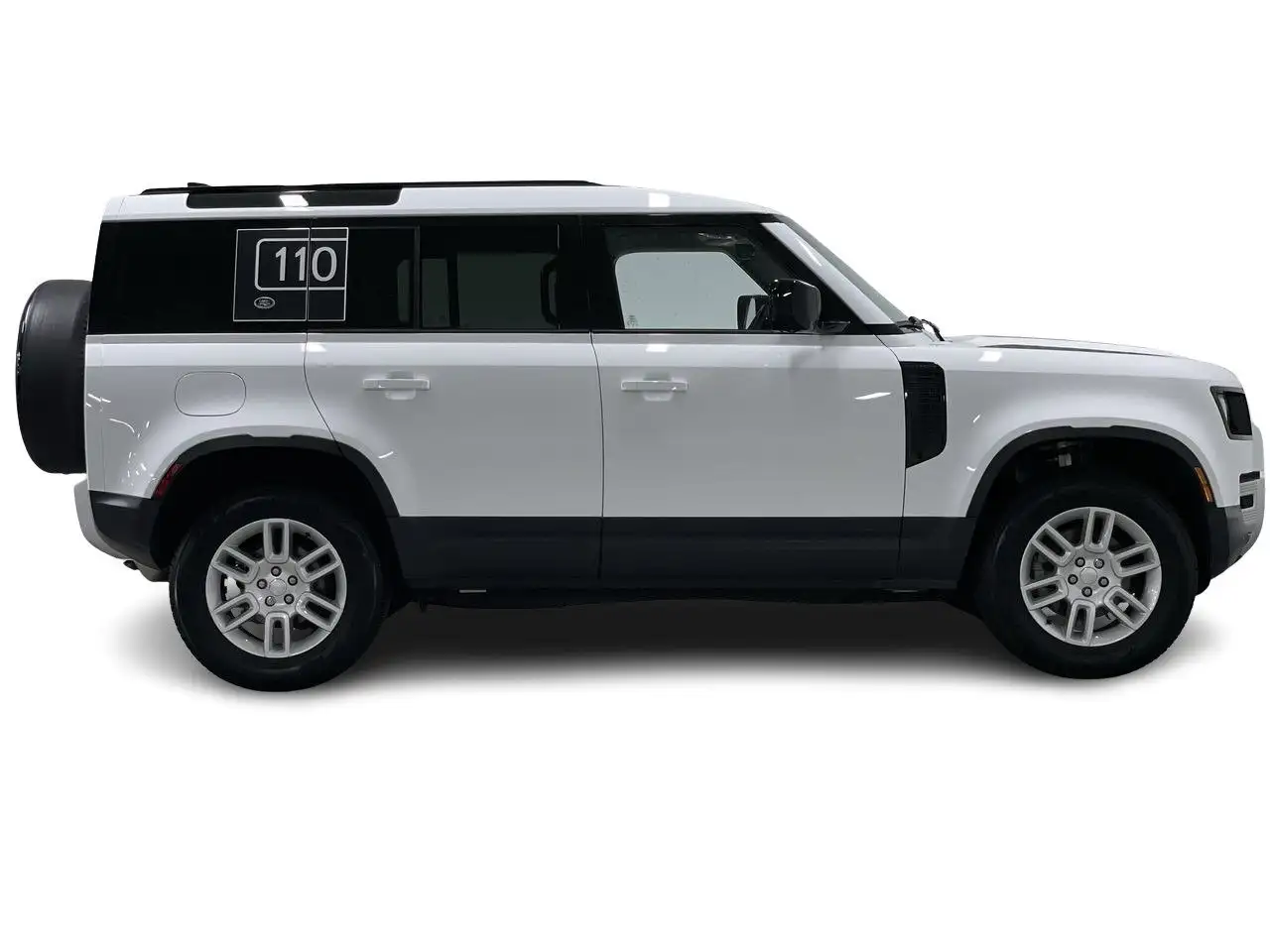 Land Rover Defender photo Land Rover Defender