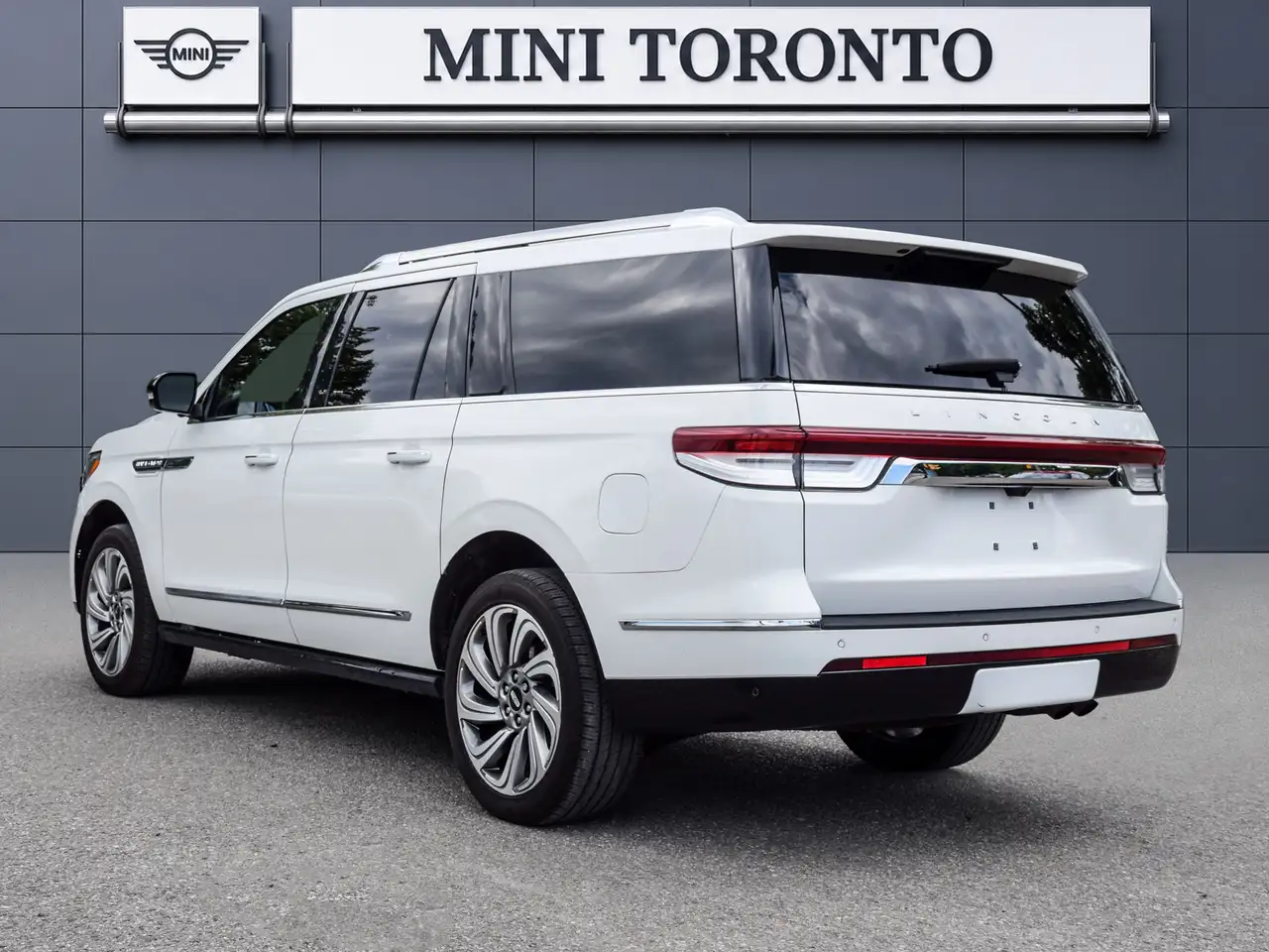 Lincoln Navigator снимка Lincoln Navigator