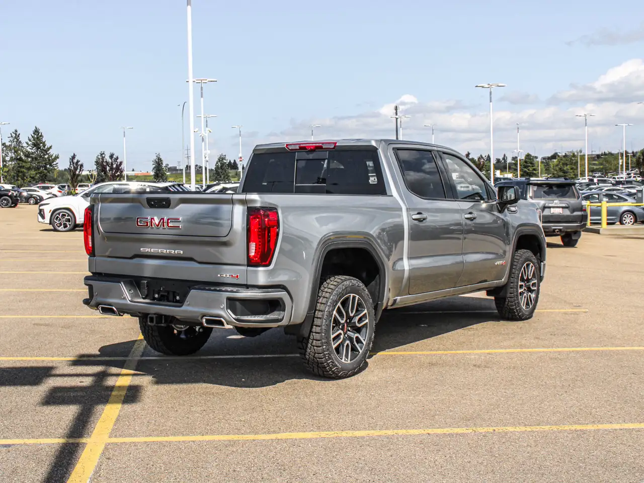 GMC Sierra 1500 снимка GMC Sierra 1500