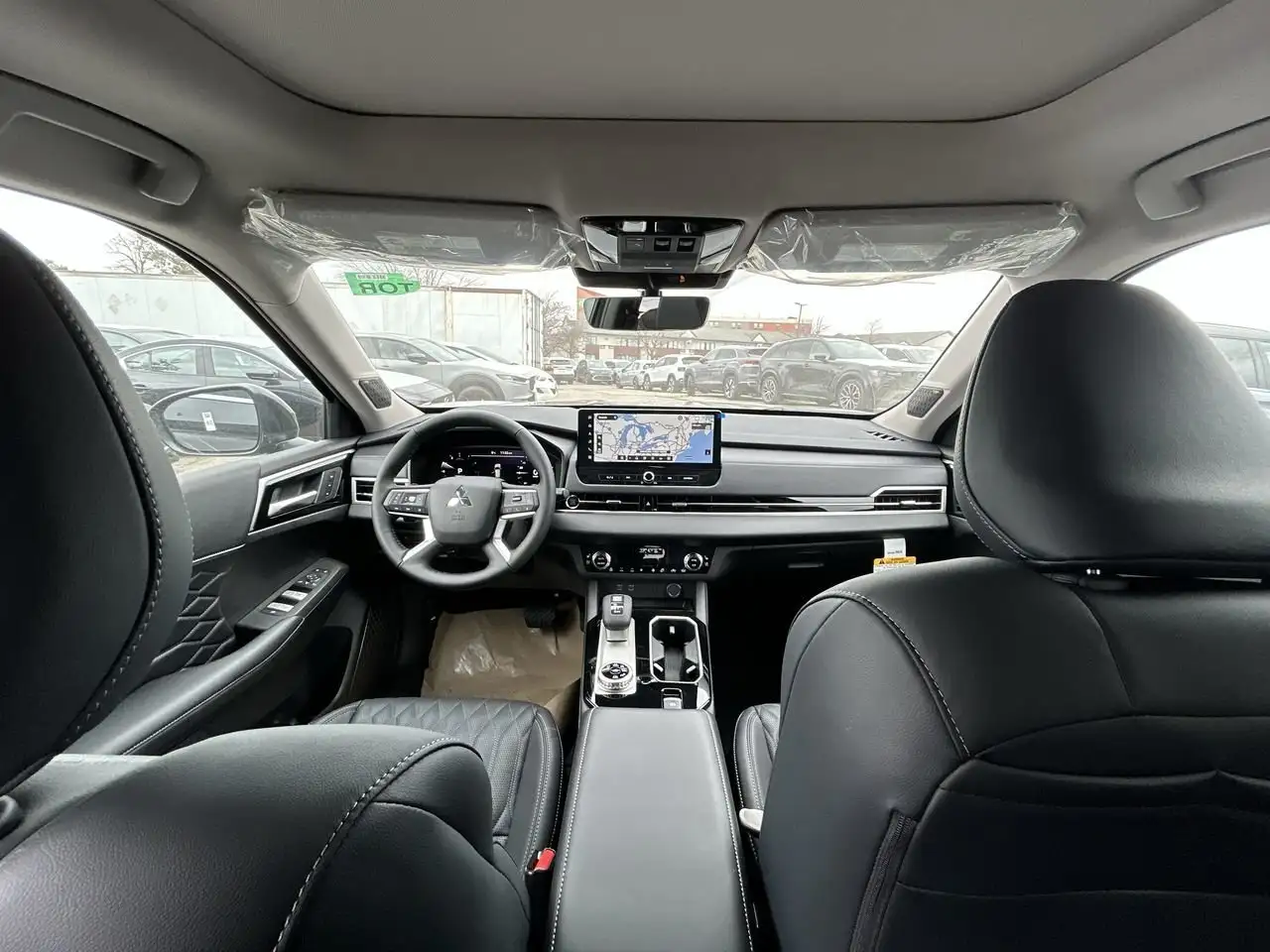 Mitsubishi Outlander снимка Mitsubishi Outlander