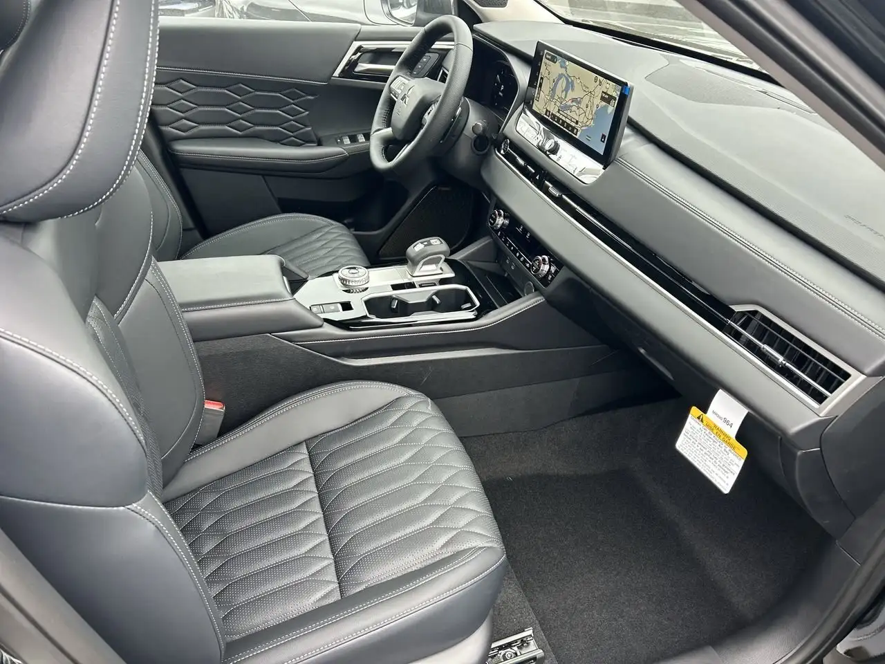 Mitsubishi Outlander снимка Mitsubishi Outlander