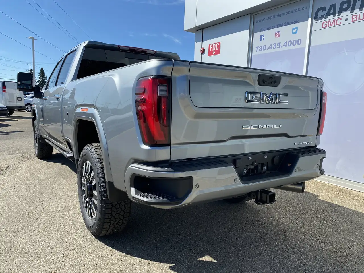 GMC Sierra 3500HD снимка GMC Sierra 3500HD