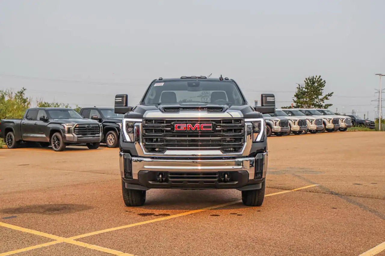 GMC Sierra 3500HD fotografie GMC Sierra 3500HD