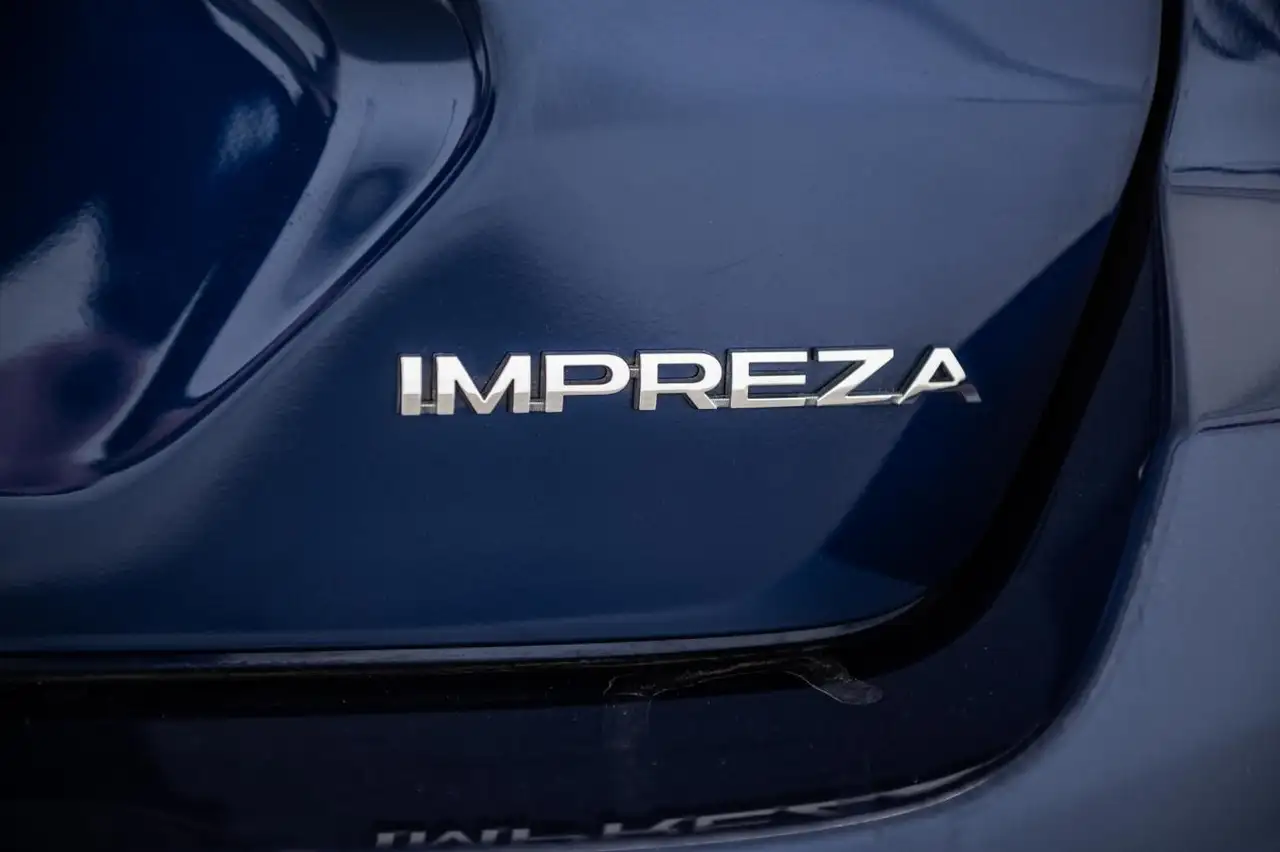 Subaru Impreza снимка Subaru Impreza