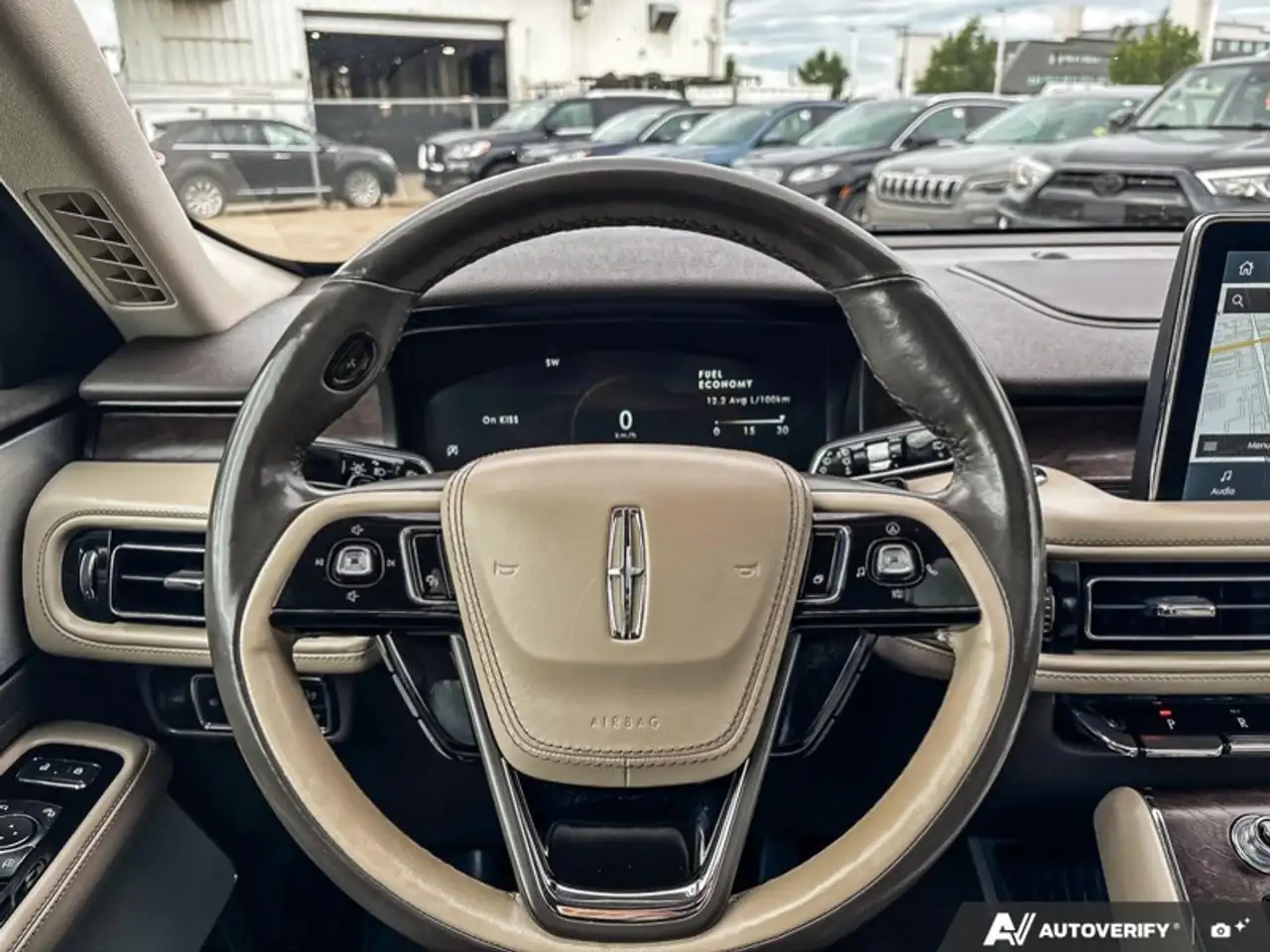 Lincoln Aviator снимка Lincoln Aviator
