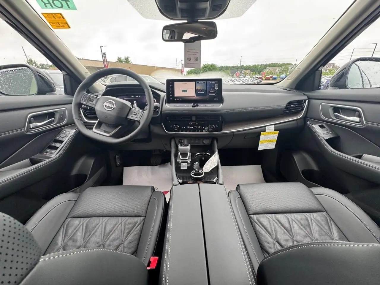 Nissan Rogue photo Nissan Rogue