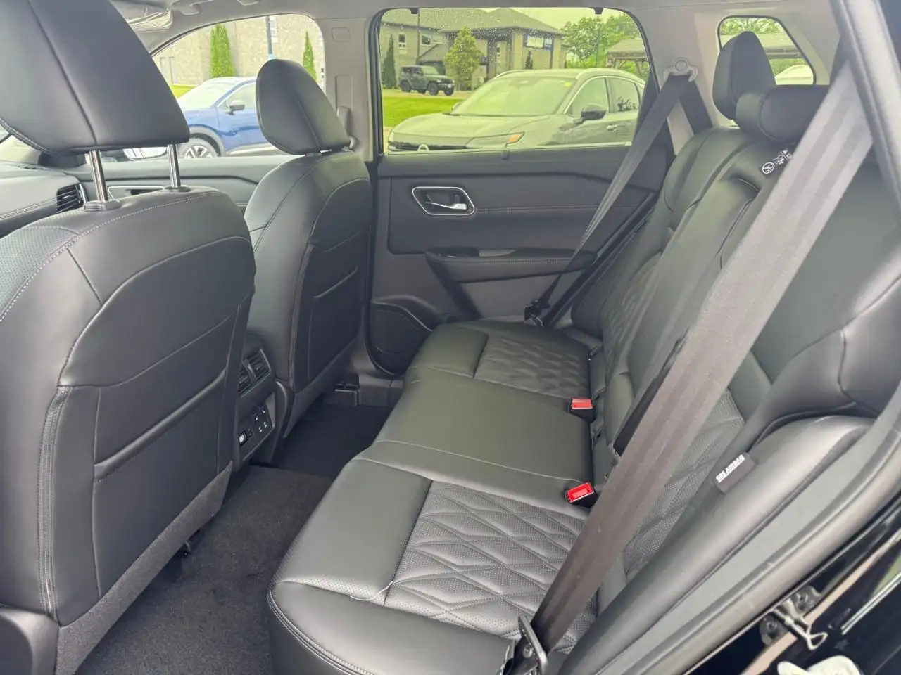 Nissan Rogue photo Nissan Rogue