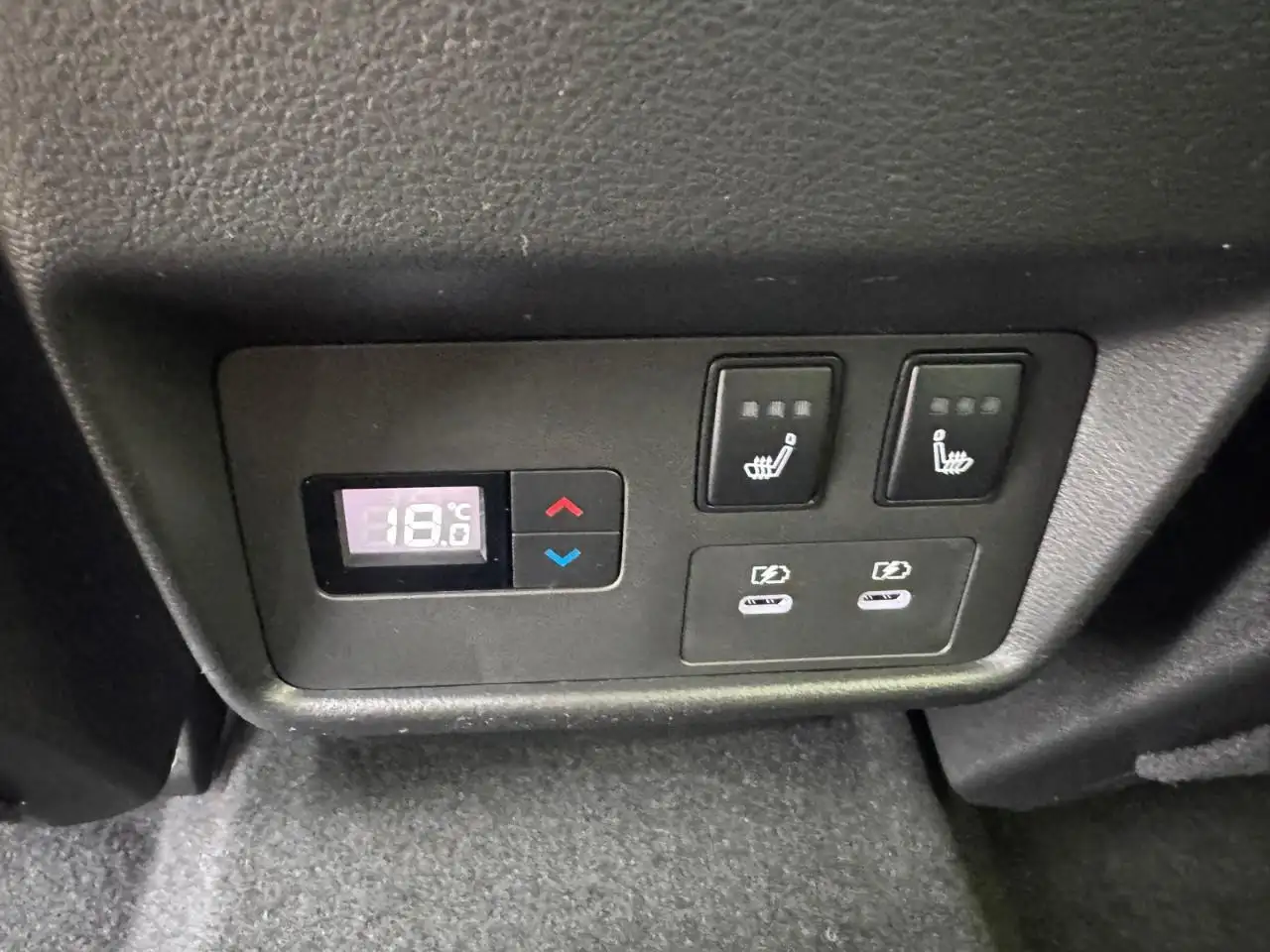 Nissan Rogue photo Nissan Rogue